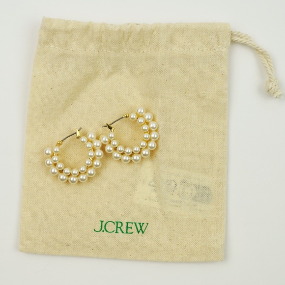 New JCREW Layered Mini Pearl Hoop Earrings in Gold $39 AK820 - Picture 2 of 3